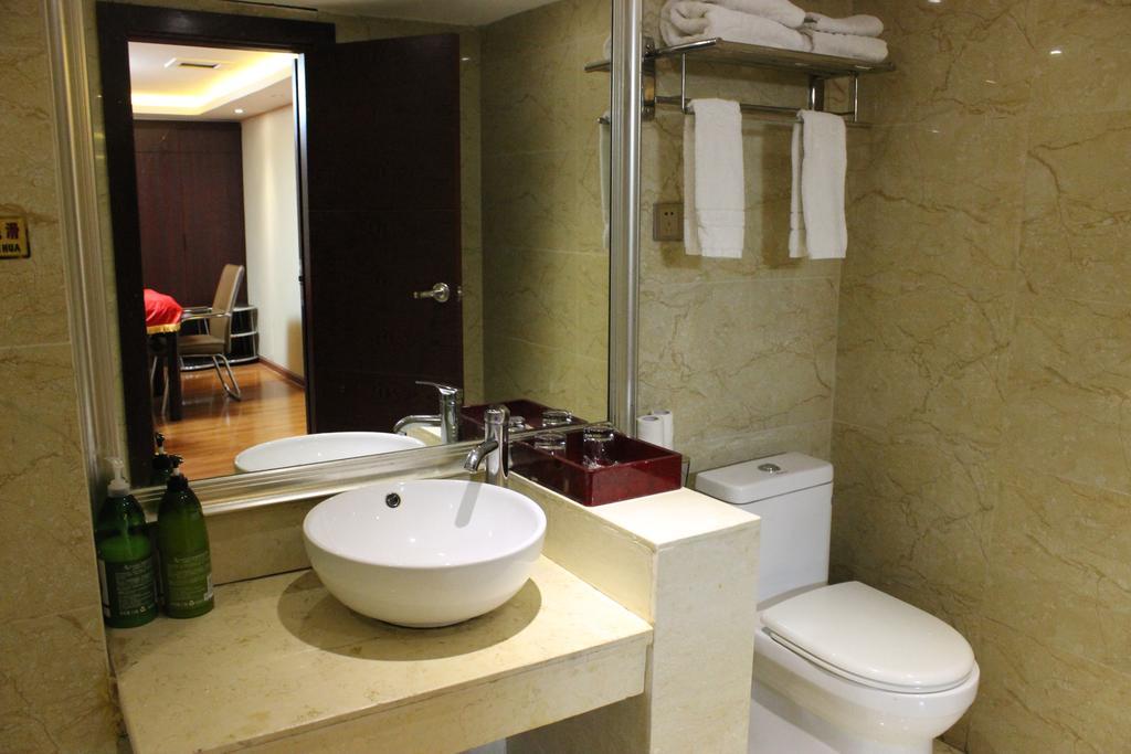 Kunming Youlian Hotel מראה חיצוני תמונה